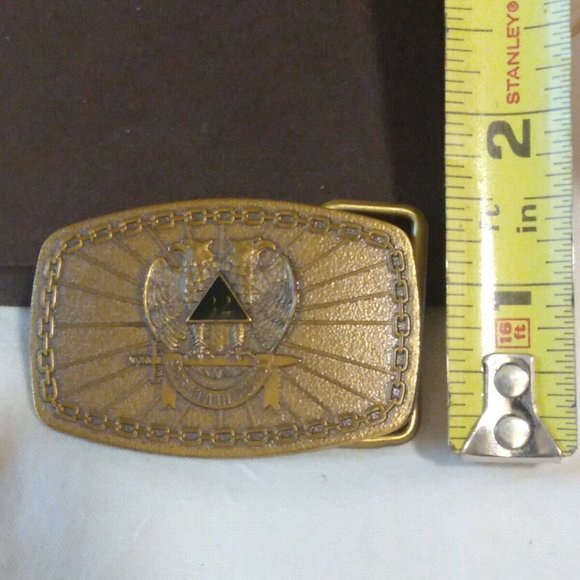 vintage freemasonry belt Buckle 32 degrees Harry Klitzner Co 1981 - Picture 2 of 6